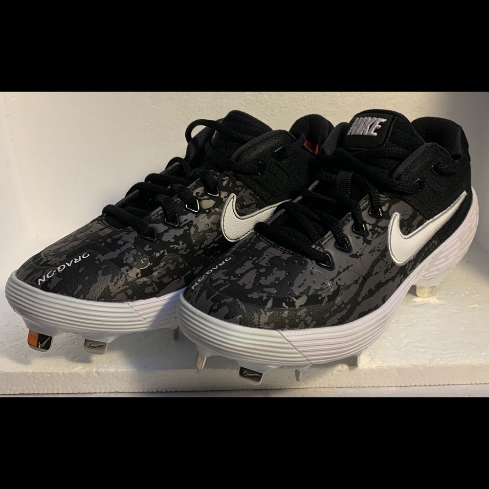 Women’s softball cleats